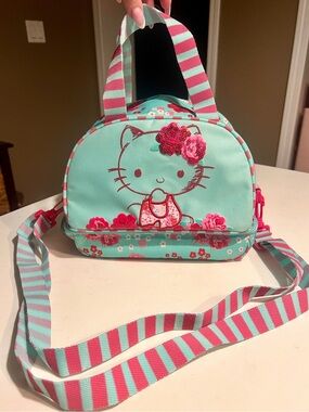 RARE 💕 Hello Kitty Insulated Dual-Compartment Lunch Bag